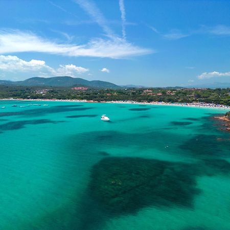 Baia Dorata Beach Apartment Porto Istana Exterior foto